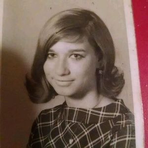 Meet your Posher, Linda